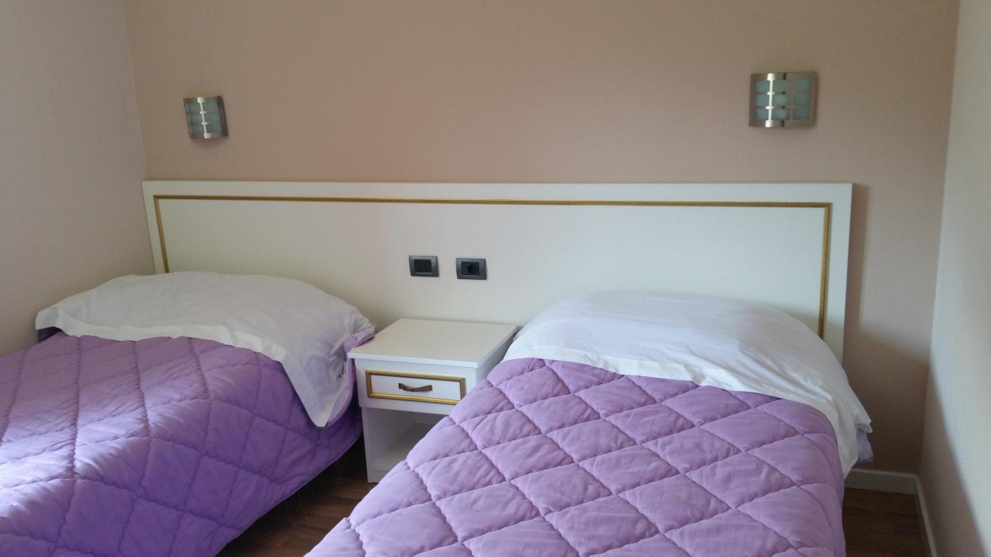 Hotel Margjeka Valbone Habitación foto